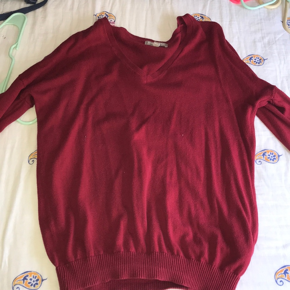 Women’s red v neck sweater